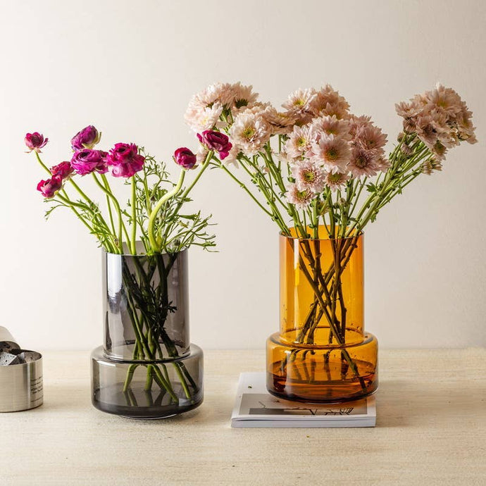 Retro Style Sober Modern Design Glass Vase