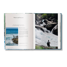 Load image into Gallery viewer, Fishing: The Ultimate Book