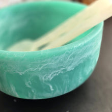 Load image into Gallery viewer, Large Hand Poured Resin Salad Serving Bowl &amp; White Server