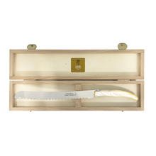 Load image into Gallery viewer, Claude Dozorme Berlingot Bread Knife Set