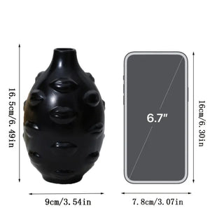 Lip Vase