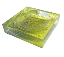 Load image into Gallery viewer, ACRYLIC CANDY BOWL