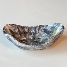 Load image into Gallery viewer, TRIANGLE SCALLOP BOWL
