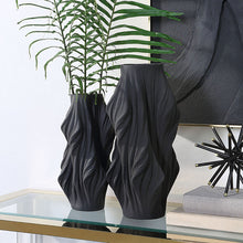 Load image into Gallery viewer, Ceramic Vase