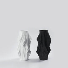 Load image into Gallery viewer, Ceramic Vase