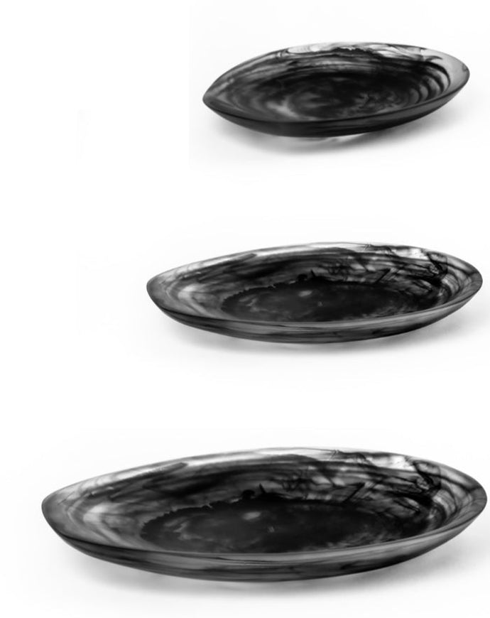 BLACK SWIRL SHELL PLATTERS - Set