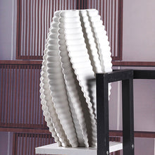 Load image into Gallery viewer, Hesli 3D Spiral Vase