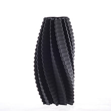 Load image into Gallery viewer, Hesli 3D Spiral Vase