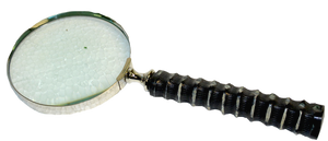 MAGNIFIER
