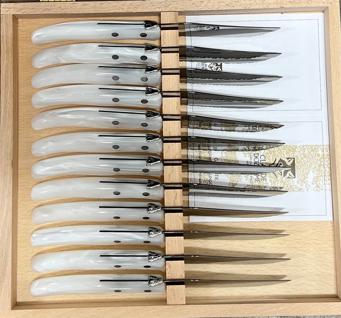 Box of 12  Berlingot  Steak Knives - White