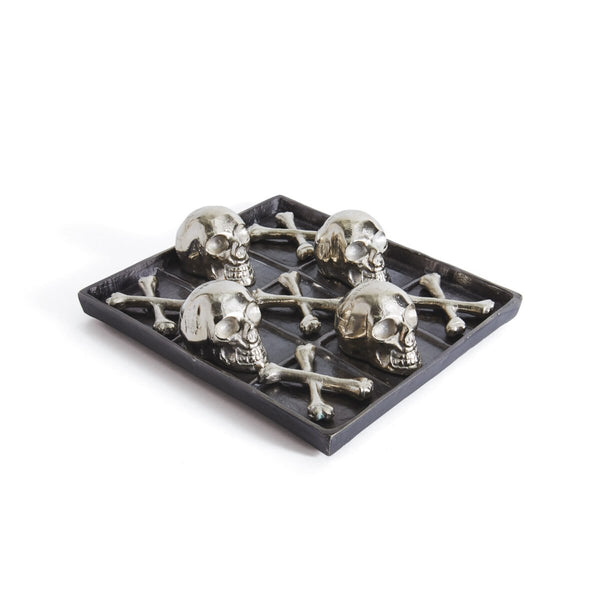 SKULL AND BONES TIC TAC TOE