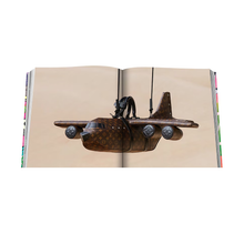 Load image into Gallery viewer, Louis Vuitton: Virgil Abloh