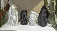 Load image into Gallery viewer, Hesli 3D Spiral Vase