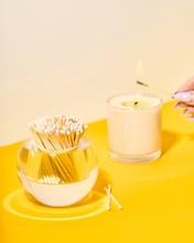 Load image into Gallery viewer, Round Match Striker - White Matches