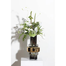 Load image into Gallery viewer, Retro Style Thick Glass Vase