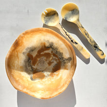 Load image into Gallery viewer, Resin Salad Serving Bowl - Matching Server tiger