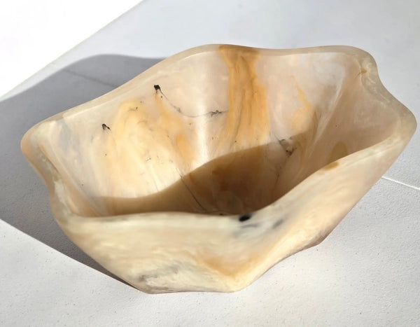 Organic Shape Resin Bowl - Entryway Catchall
