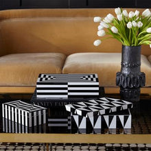 Load image into Gallery viewer, Large Op Art Laquer Box - Black &amp; White
