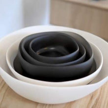 Load image into Gallery viewer, Nested Trio Bowl Set