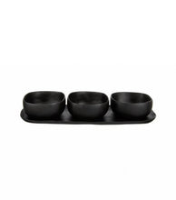 Load image into Gallery viewer, Trio of Bowls on Dish Set