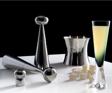 Load image into Gallery viewer, Tank Champagne Glasses Black