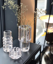Load image into Gallery viewer, Press Stem Vase