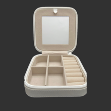 Load image into Gallery viewer, Jewelry Travel Case